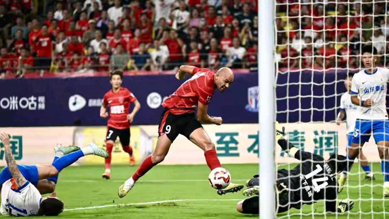 月最佳球员, 键贡献毫无 月最佳球员, 键贡献毫无