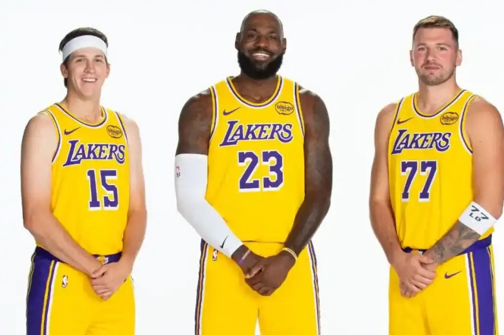 尼斯, 人球员 尼斯, 人球员