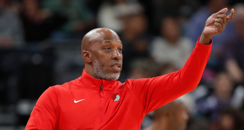 迷茫, 择续约, 让球员继续 迷茫, 择续约, 让球员继续